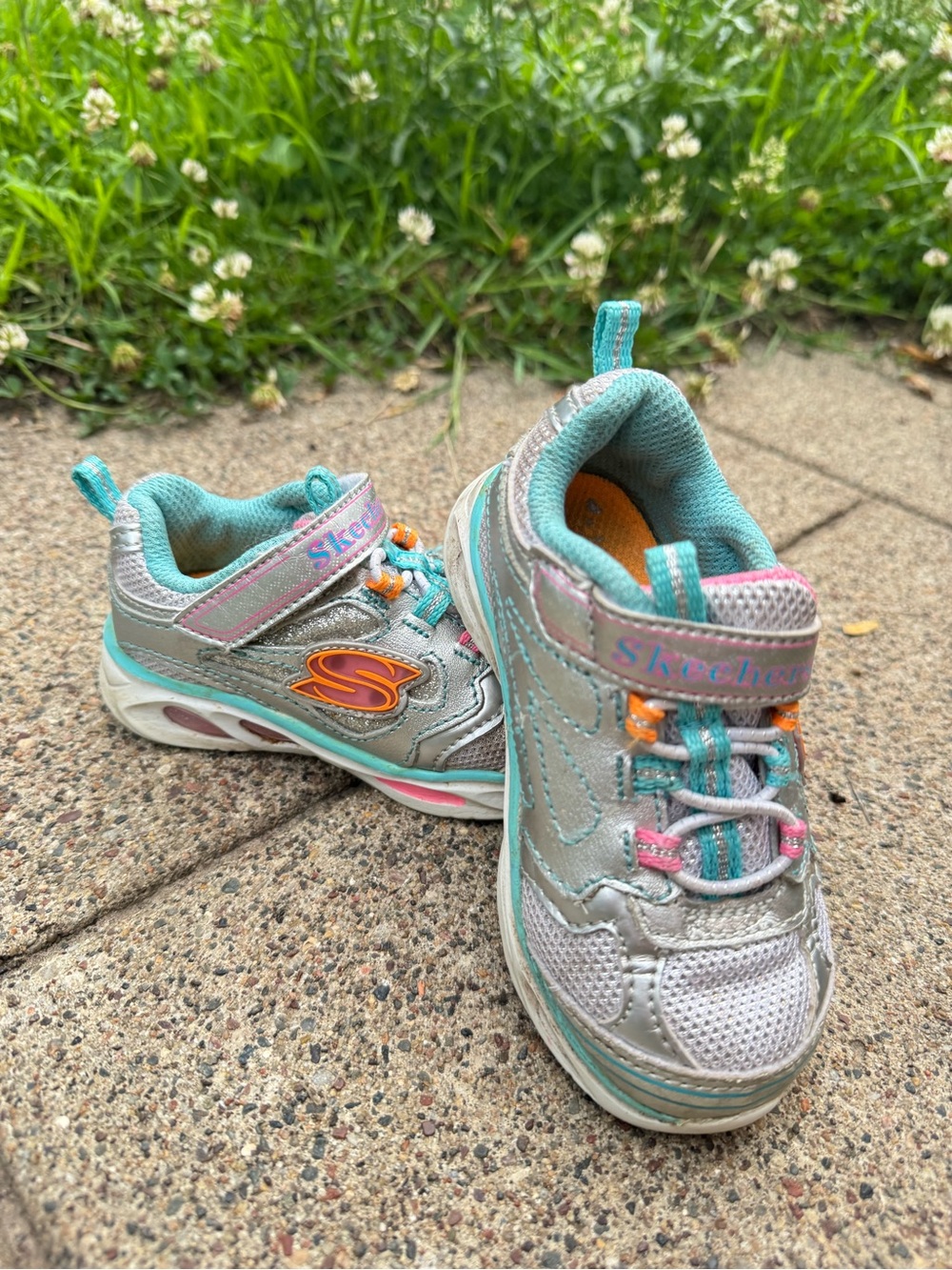 Skechers Kids Light up Sneakers with Teal, Pink & Orange Accents